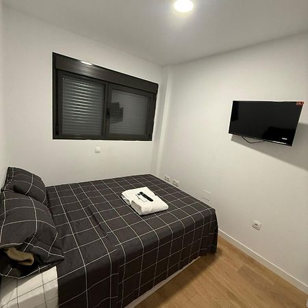 To Room Madrid Porras ภายนอก รูปภาพ